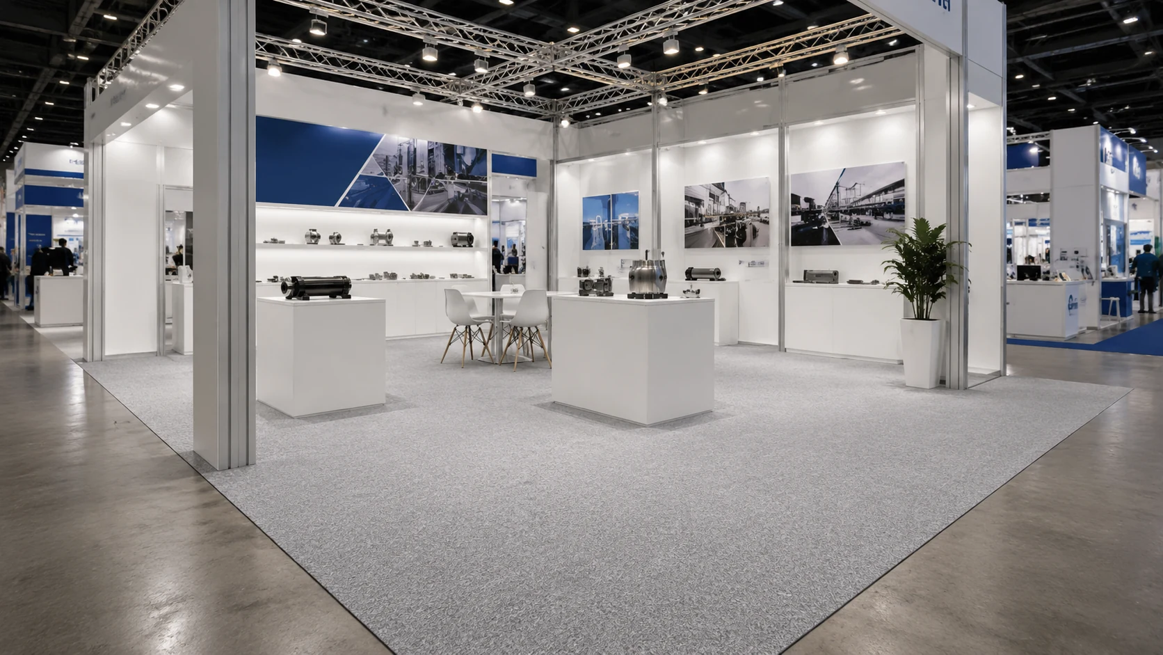 Reference scene of a trade show booth finished with low-pile light grey exhibition carpet
